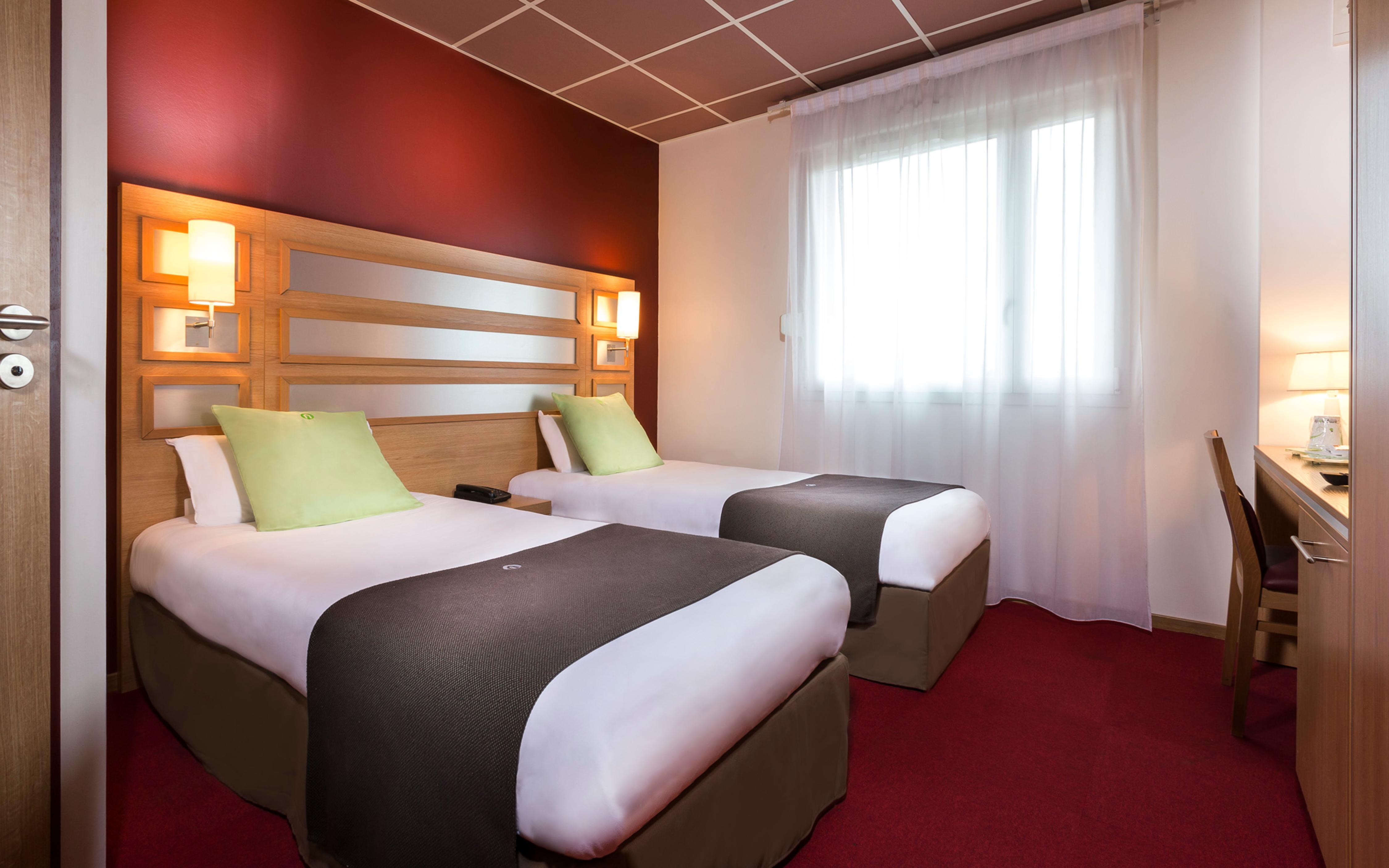Campanile Metz Nord - Talange Hotel Exterior photo